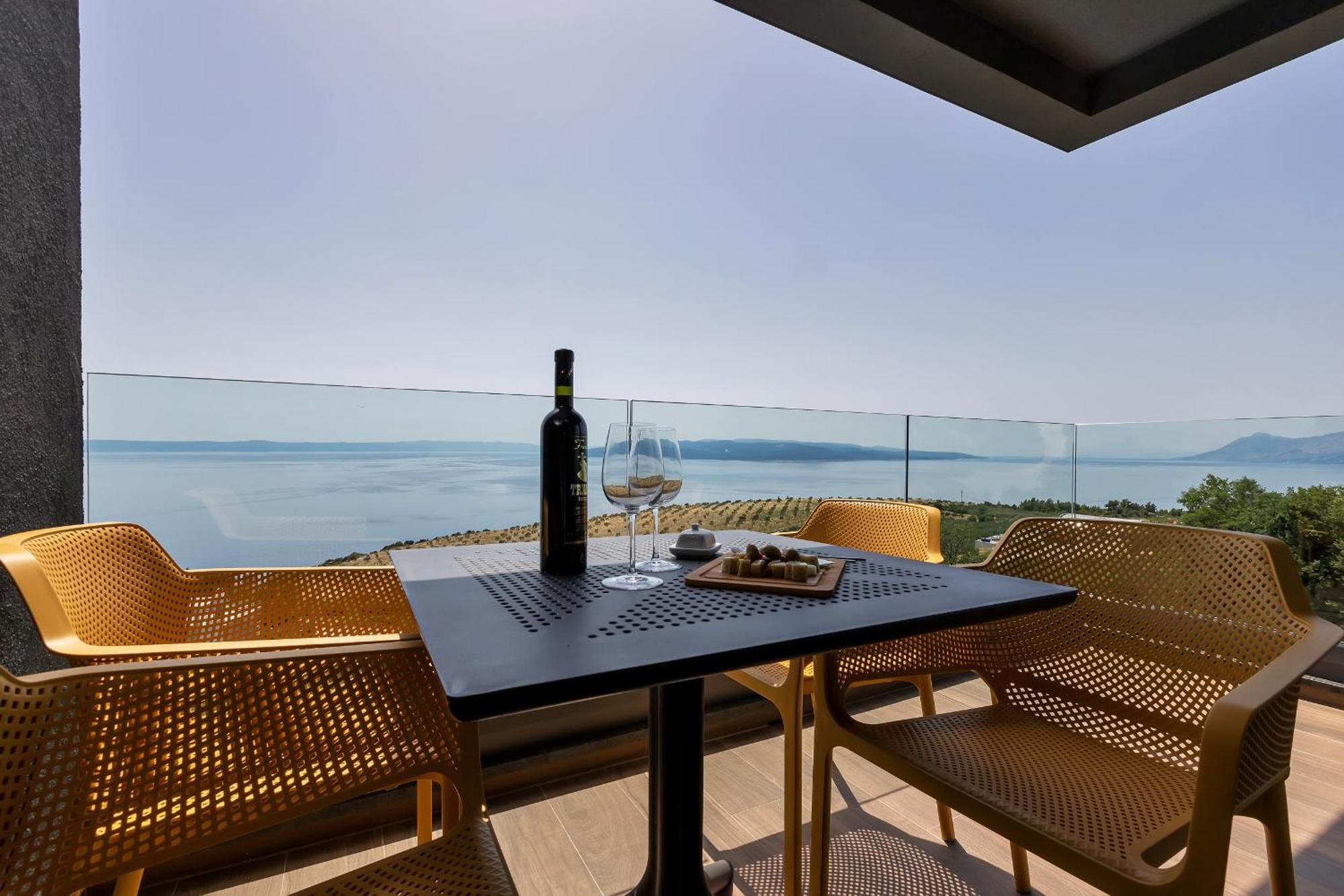 Dinora Exclusive Apartments มาคาร์สกา ภายนอก รูปภาพ