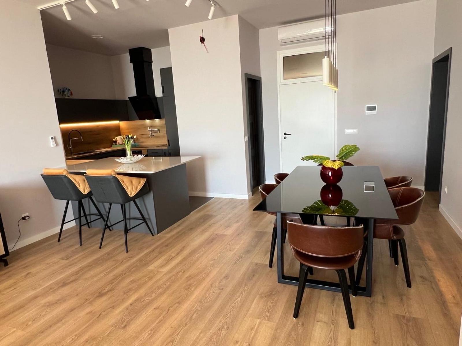 Dinora Exclusive Apartments มาคาร์สกา ภายนอก รูปภาพ