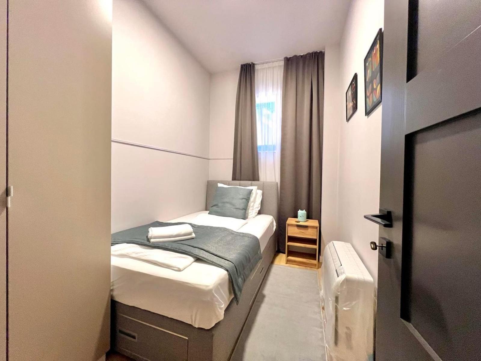 Dinora Exclusive Apartments มาคาร์สกา ภายนอก รูปภาพ